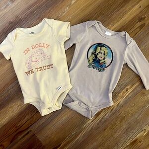 Dolly Parton baby onesies- set of 2